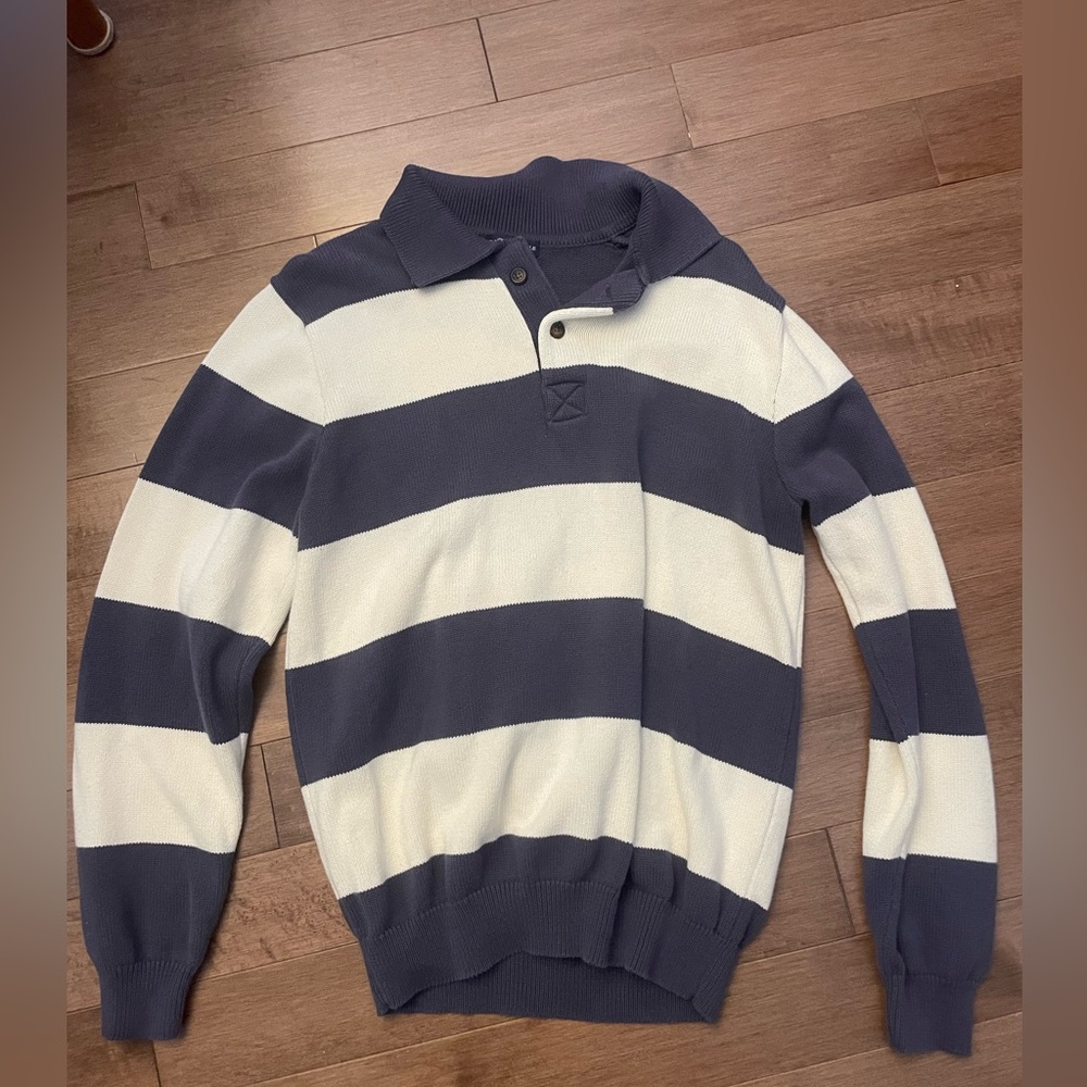 Brandy Melville sweater